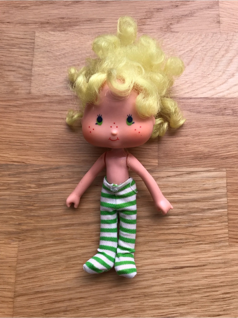 Vintage STRAWBERRY SHORTCAKE LOT 🍓Strawberry Shortcake & friends dolls + puzzle - Picture 3 of 16